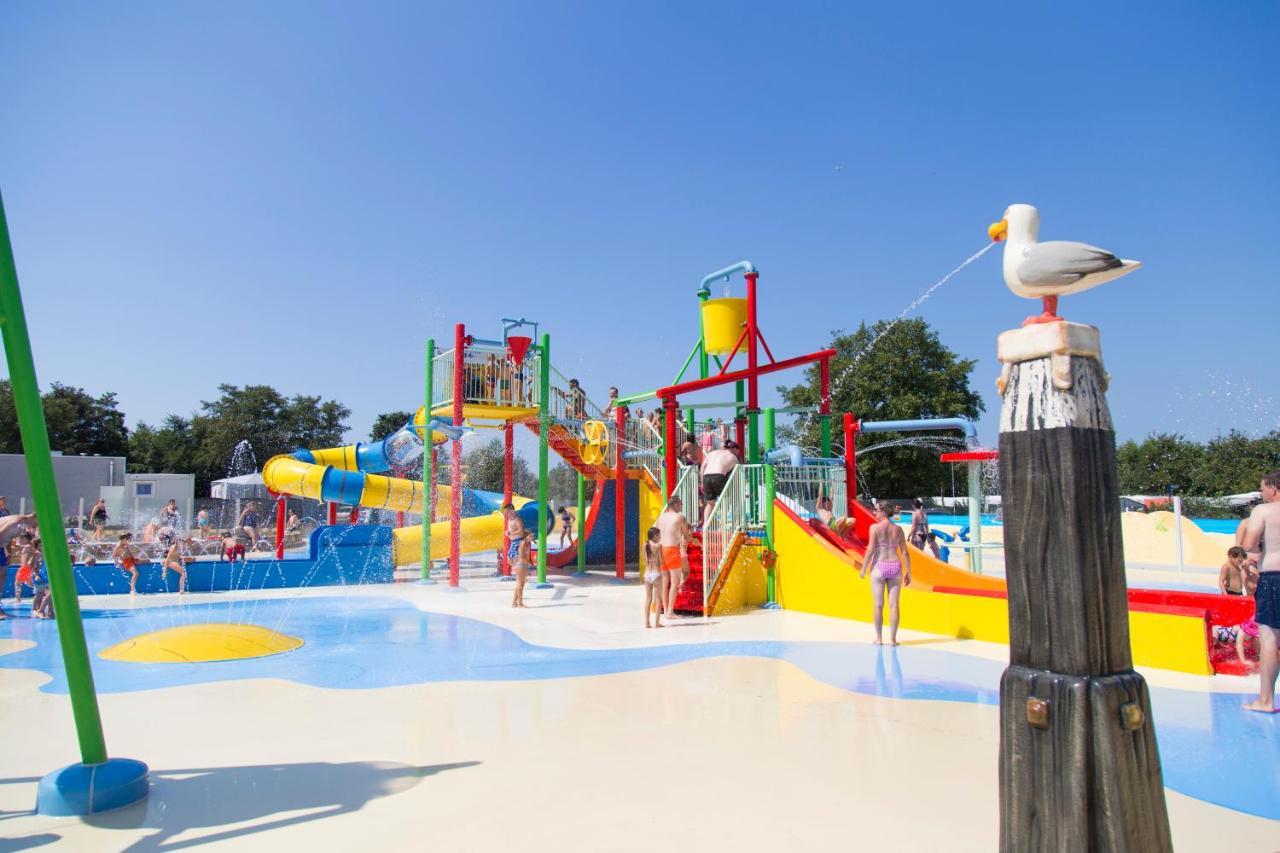 Camping De Duinhoeve Chalet Schelp Not For Companies Nieuw-Haamstede Dış mekan fotoğraf