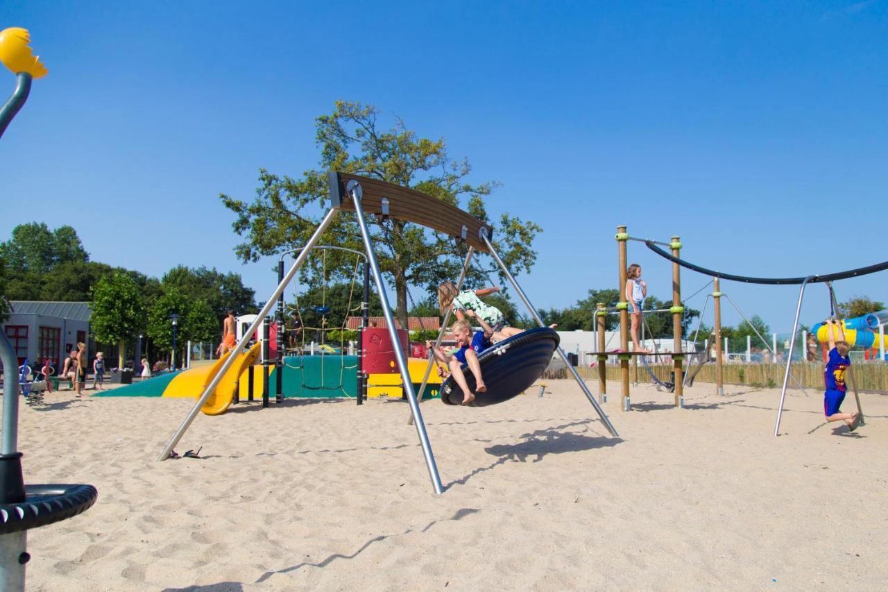 Camping De Duinhoeve Chalet Schelp Not For Companies Nieuw-Haamstede Dış mekan fotoğraf